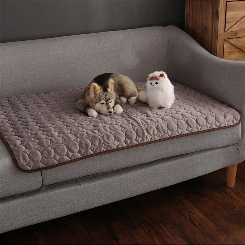 Cooling Dog Mat – Breathable Summer Pet Pad for Cats & Dogs, Washable & Portable