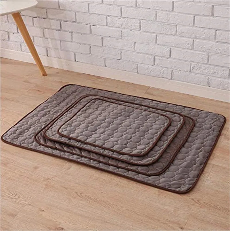 Cooling Dog Mat – Breathable Summer Pet Pad for Cats & Dogs, Washable & Portable